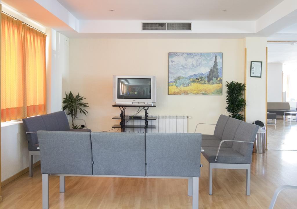 Albergue Inturjoven Sierra Nevada Kültér fotó