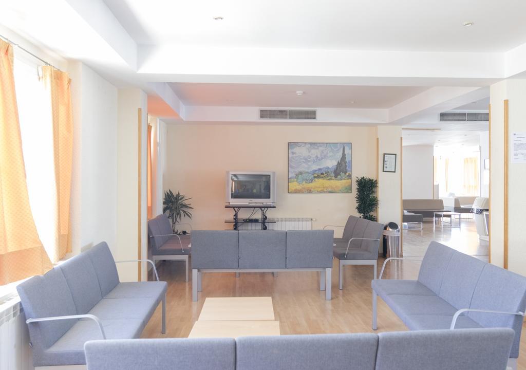 Albergue Inturjoven Sierra Nevada Kültér fotó
